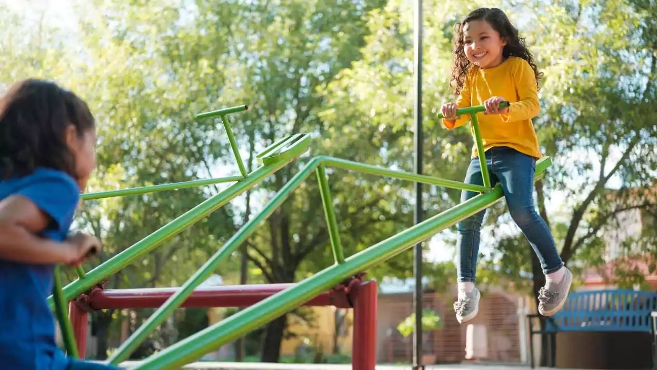 Teeter totter