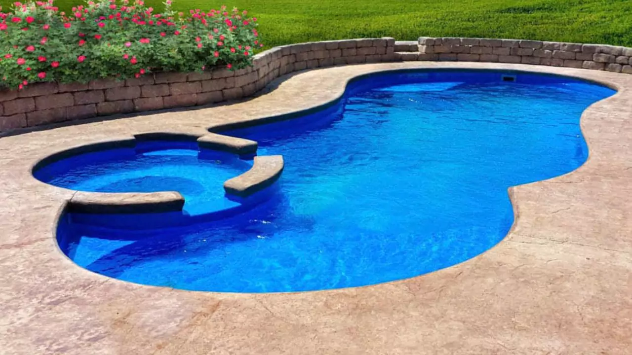 Maya pool by Riverpools and Spas