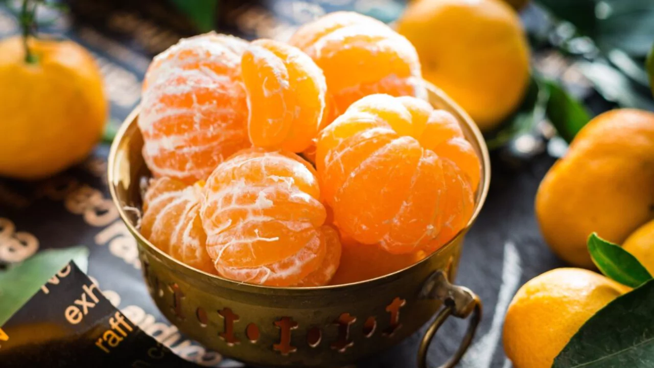 What’s The Difference Between Clementines Vs Mandarin Oranges? 4 Fresh mandarin oranges