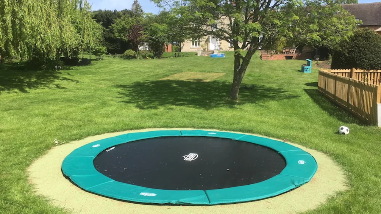 How To Install A Trampoline on A Slope? 2 Trampoline installation