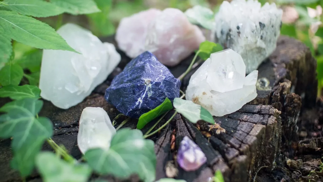 Complete Guide to Crystals