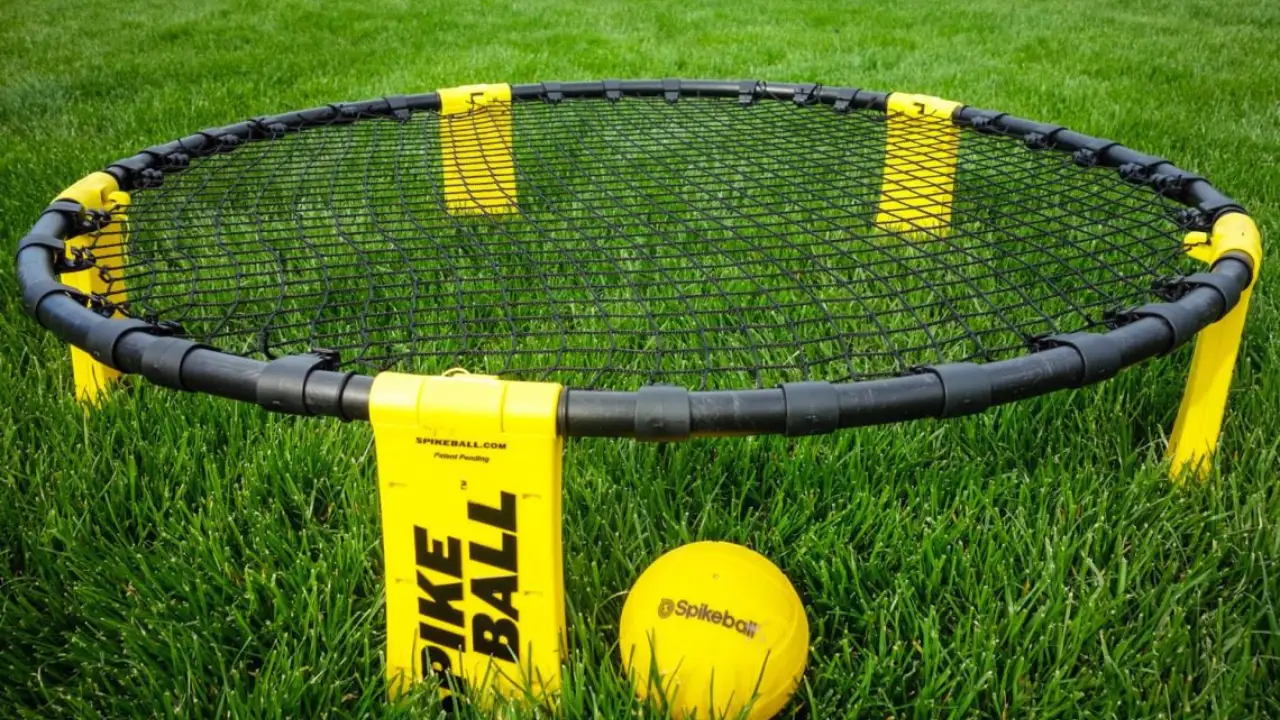 How Tight Should a Spikeball Net Be