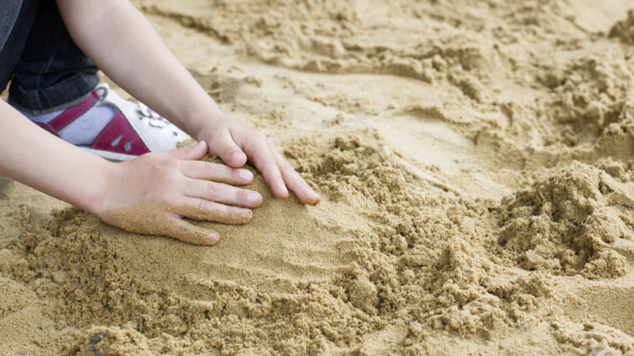 What Is the Best Material to Put under a Swing Set? 6 Play sand