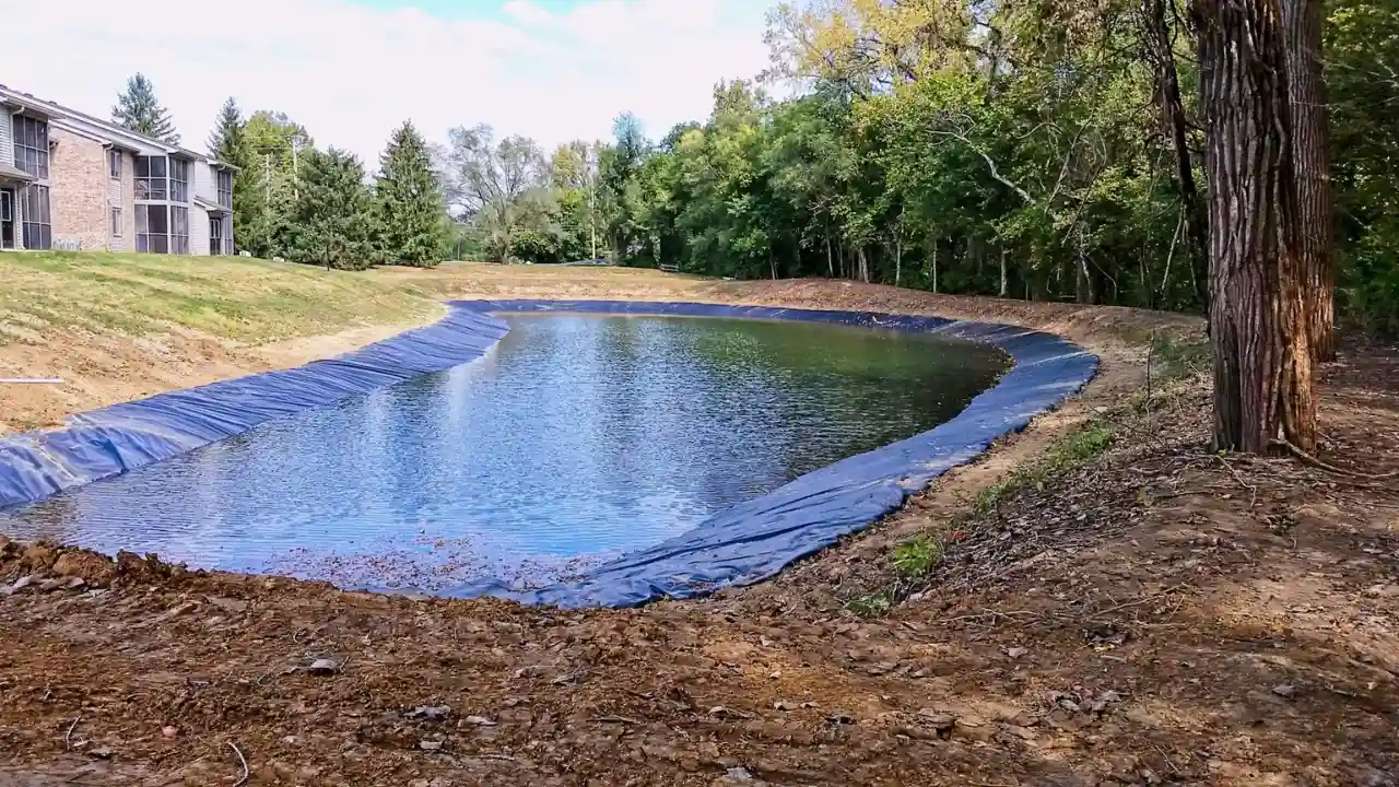 What Should I Put in the Bottom of My Wildlife Pond? 1 Pond liner 2