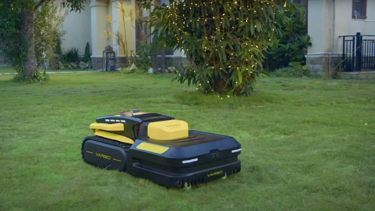 Robotic Mowers Safety 2