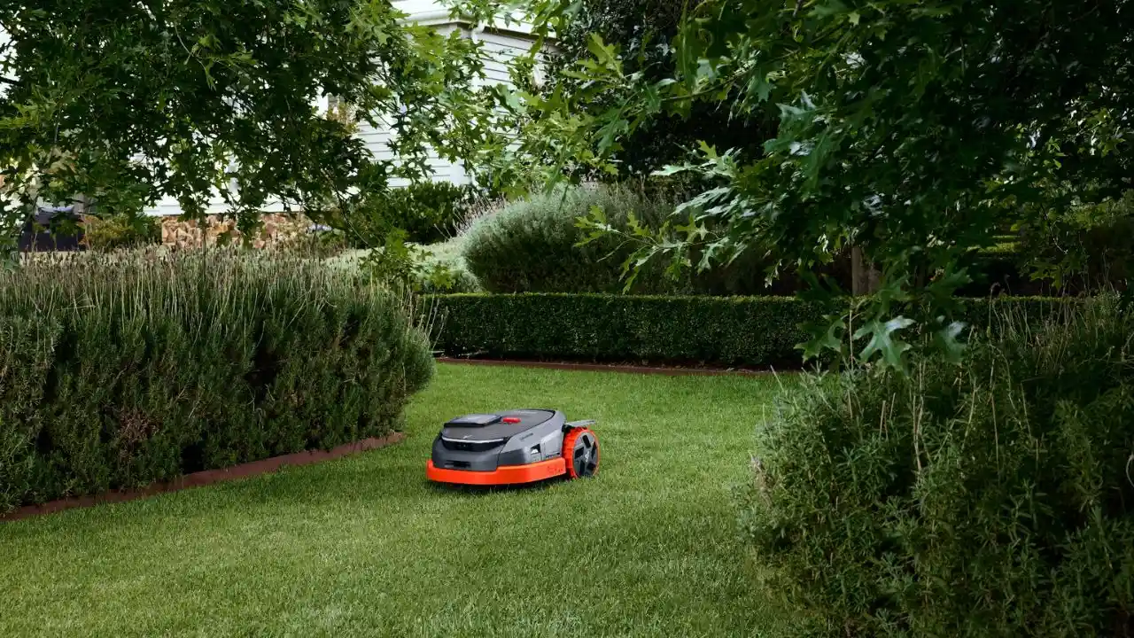 Do Robotic Mowers Self Charge? 2 Backyard robot mower 2
