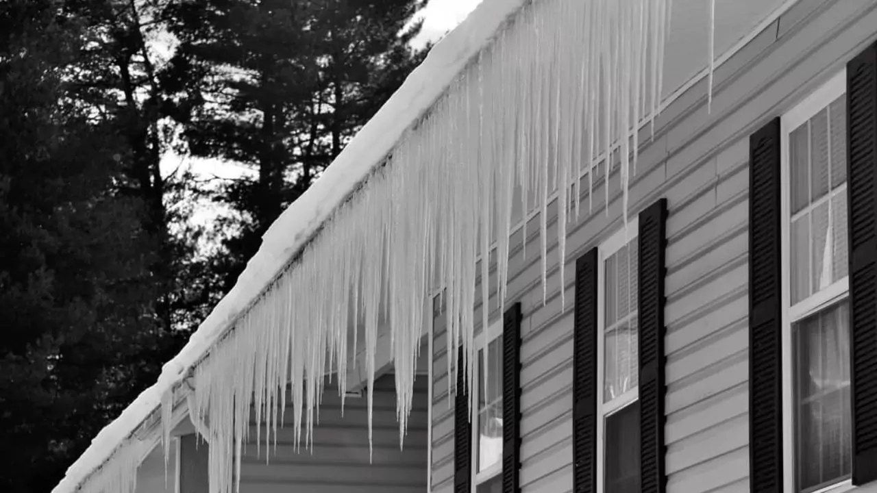 How To Prevent Gutters From Freezing In Winter? 4 Frozen gutters