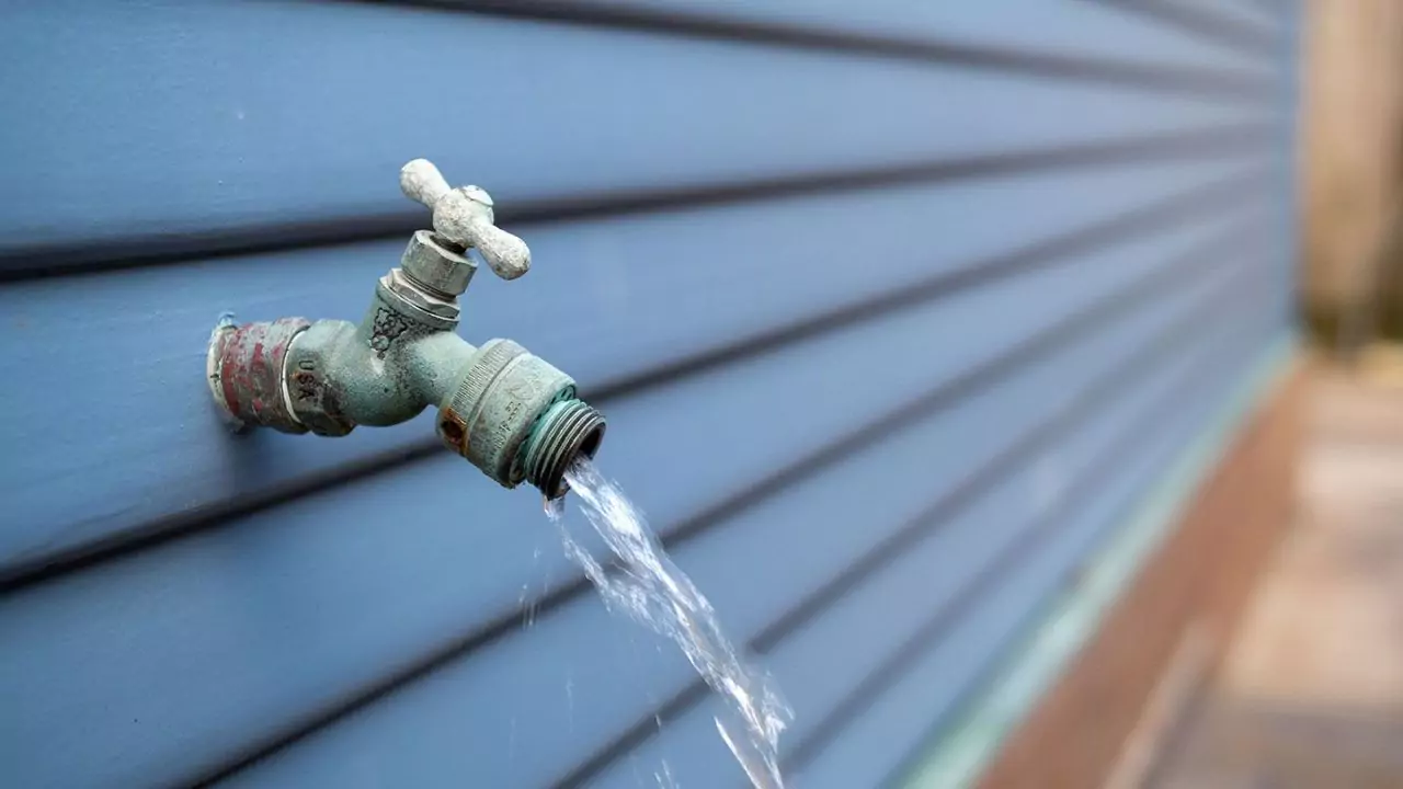 Outdoor Faucets (Taps) –Buyers Installation Guide 4 Installing outdoor faucets