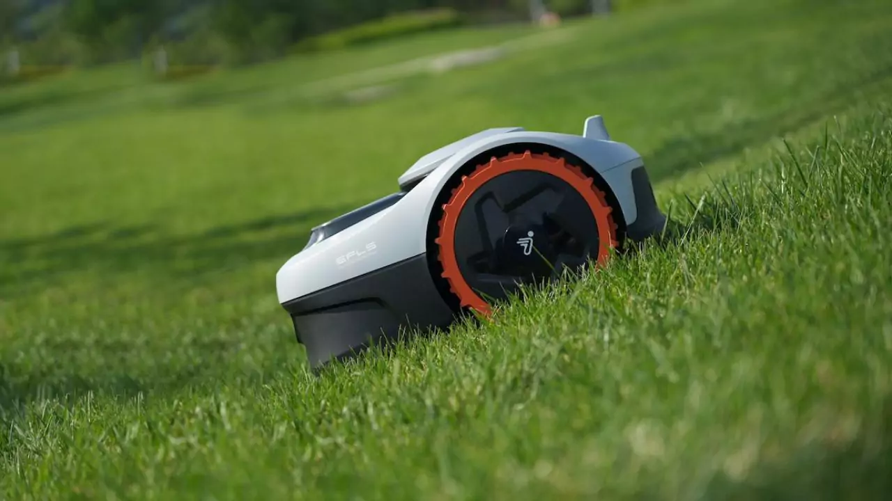 Robotic mowers mapping