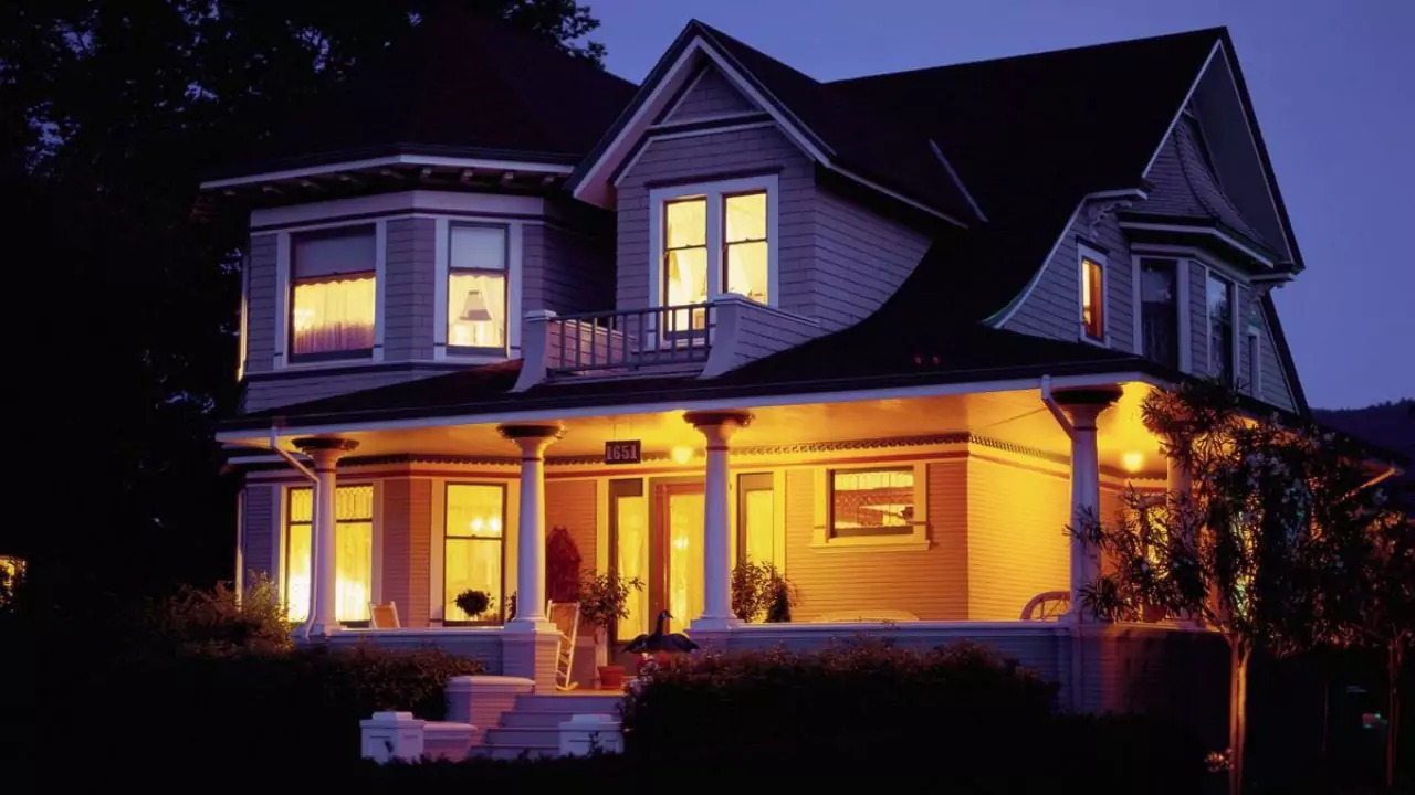 This Is The Real Cost Of Leaving Your Porch Light On All Night 4 When You Should Leave Your Foyer Light Off at Night