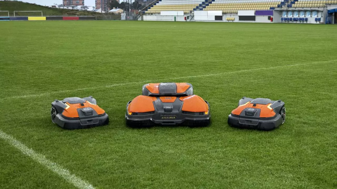 Are Robotic Mowers Safe For Children and Pets 1 robotic mower 1