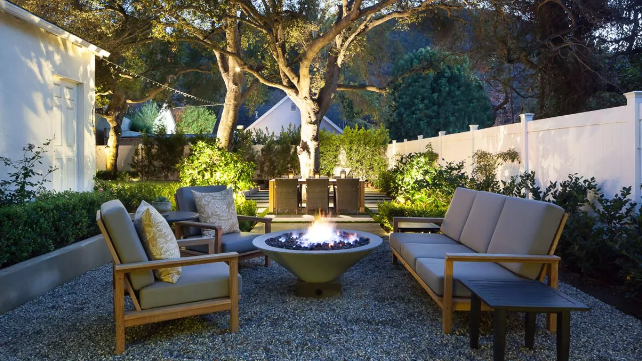 Best gravel for fire pit seating area 1 Pea Gravel
